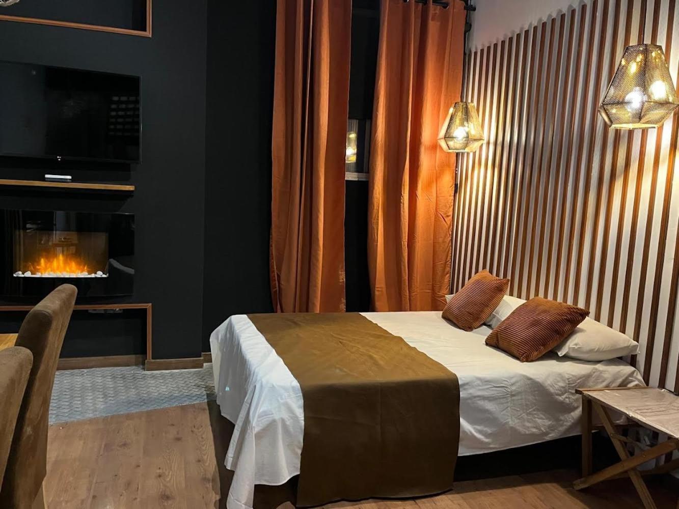 Chic4 Luxury Gran Via Appartement Madrid Buitenkant foto